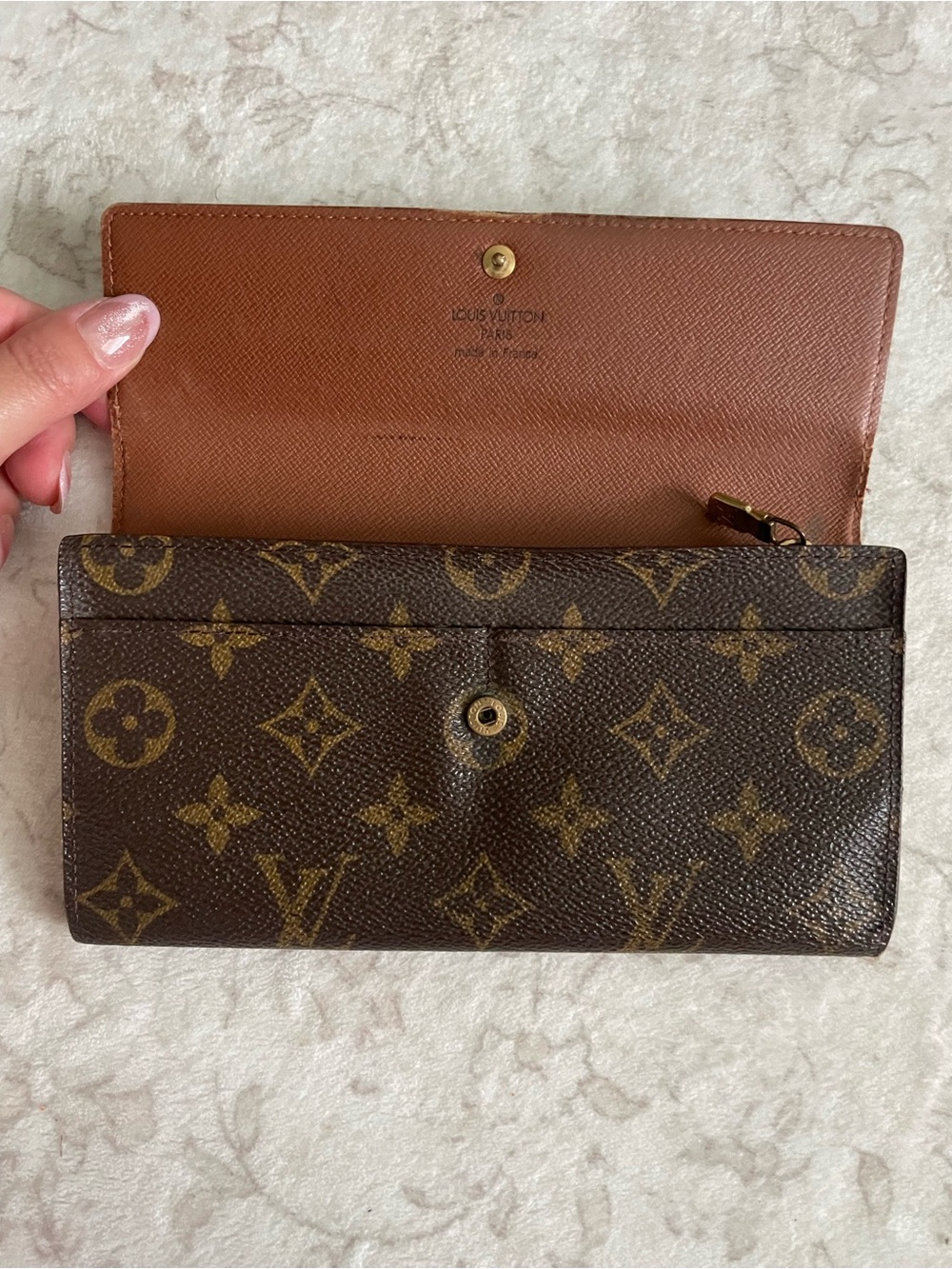 Louis Vuitton Monogram Sarah Long Wallet - Picture 13 of 16